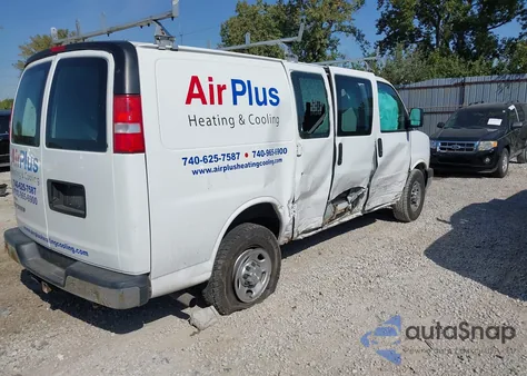 2017 Chevrolet Express 2500 Work Van from USA, damaged, VIN 1GCWGAFF5H1137853